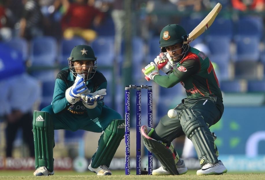 mushfiqur mithun lift bangladesh to 239 after dismal start Mushfiqur, Mithun lift Bangladesh to 239 after dismal start