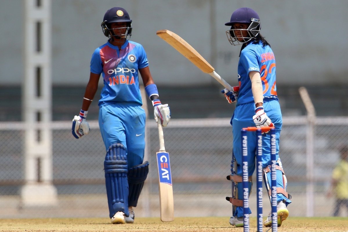 Jemimah Rodrigues' shines as India women beat Lanka in 3rd T20I