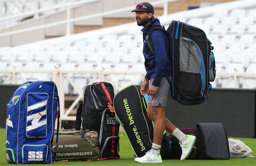 murali vijay to play for essex in english county championship Murali Vijay to play for Essex in English County Championship