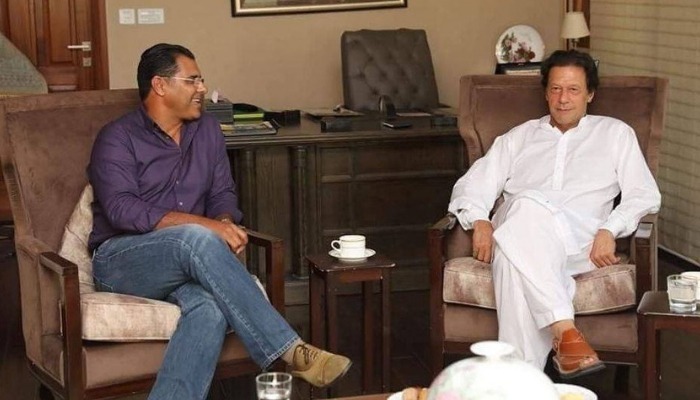 Imran would work on simplifying Indo-Pak cricketing ties: Waqar Younis Imran would work on simplifying Indo-Pak cricketing ties: Waqar Younis