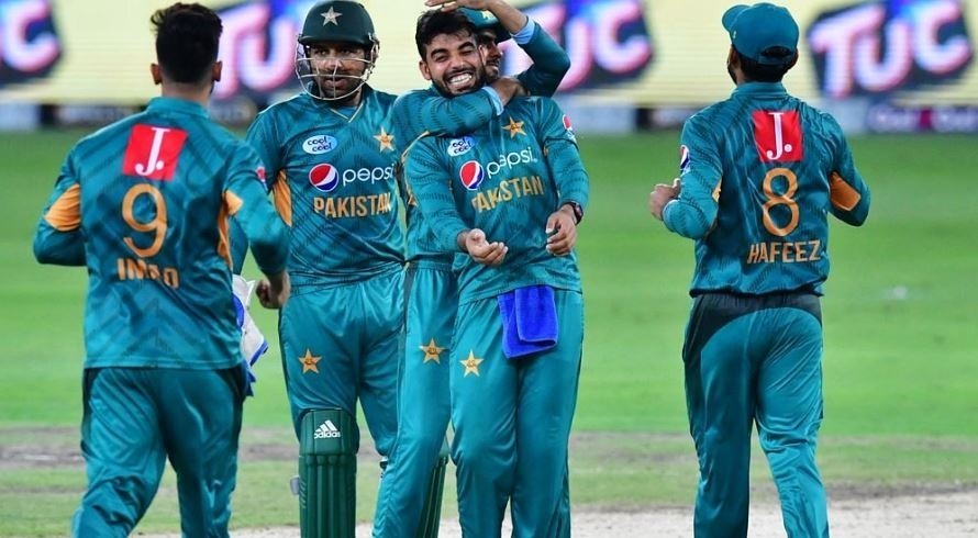 Babar, Shadab help Pakistan whitewash Australia
