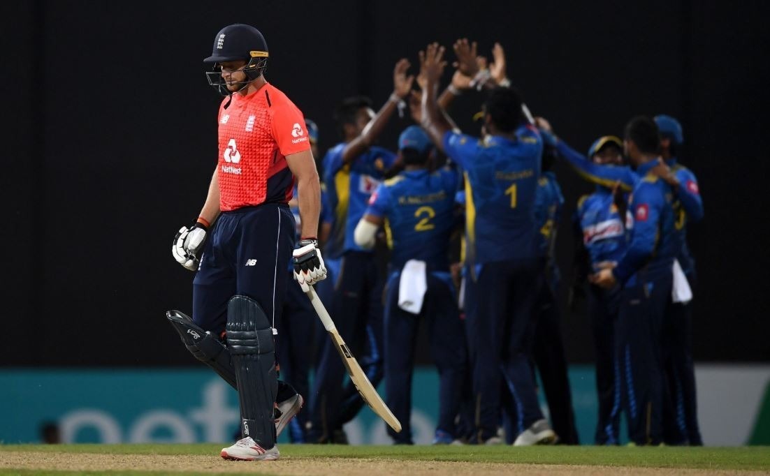 sri lanka vs england 5th odi dickwella akila hand england heaviest loss in inconsequential match Dickwella, Akila hand England heaviest loss in inconsequential match