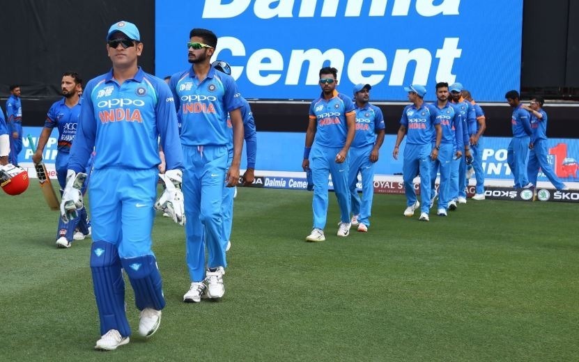 MS Dhoni might play for Jharkhand in Vijay Hazare quarters