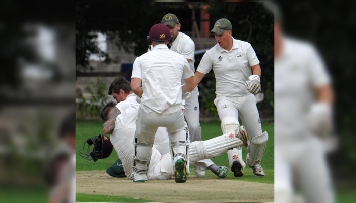 batsman get into physical brawl after umpire gives him out Batsman get into physical brawl after umpire gives him out