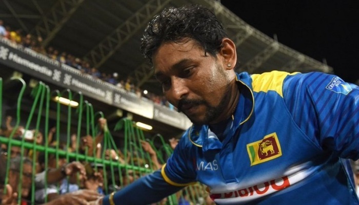 Dilshan turns politician, set to contest parliamentary elections