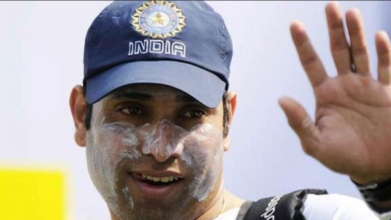 VVS Laxman launches cover of autobiography '281 and Beyond'