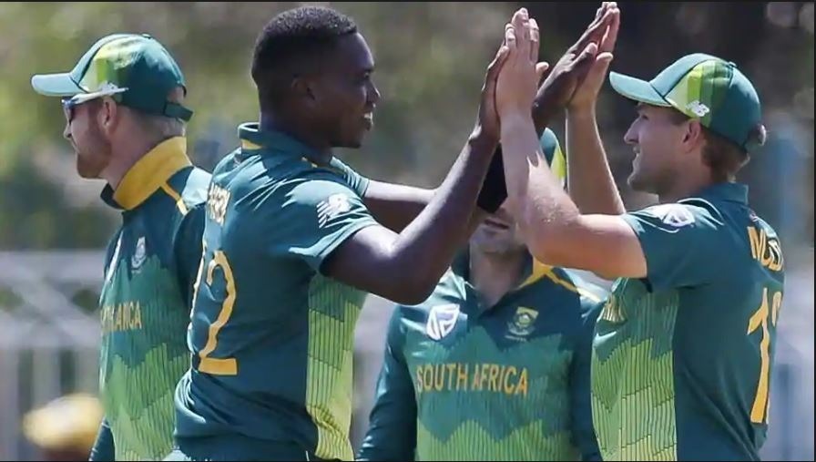 south africas lungi ngidi ruled out of pakistan series with knee injury South Africa's Lungi Ngidi ruled out of Pakistan series with knee injury