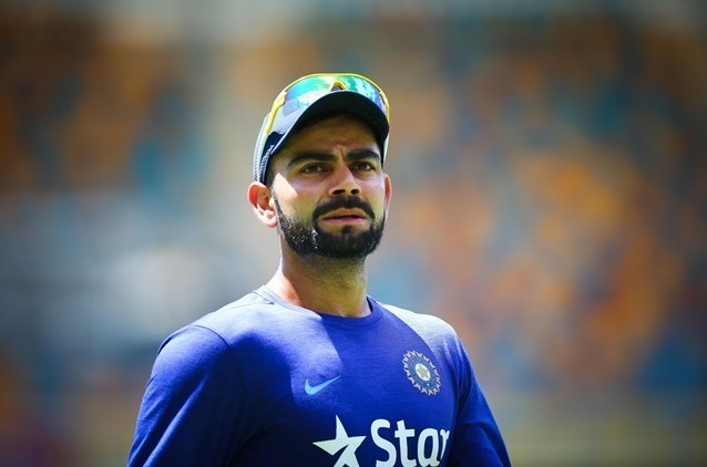 watch kohli receives loud cheers after a heart warming gesture for fans WATCH: Kohli receives 'loud cheers' after a heart-warming gesture for fans