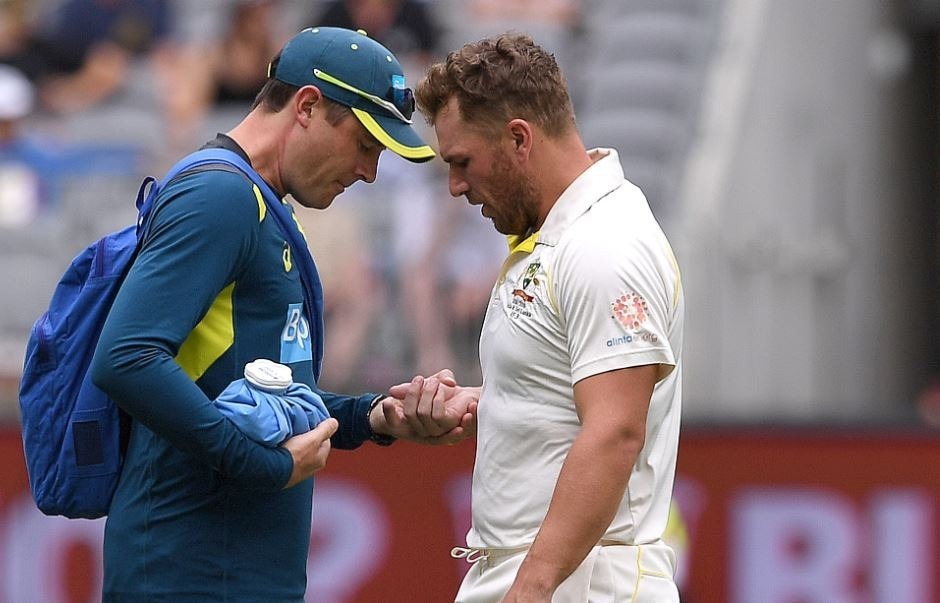 ind vs aus 2nd test day 3 tea australia ahead by 76 runs finch walks off after injury IND vs AUS 2nd Test, Day 3 Tea: Australia ahead by 76 runs; Finch walks-off after injury