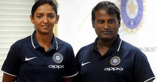 harmanpreet smriti write letter to coa requesting ramesh powars term extension Harmanpreet, Smriti write letter to CoA requesting Powar’s term extension