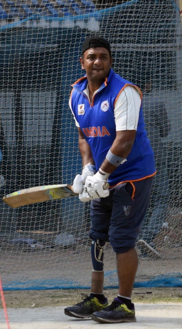 Cricketer with one leg all set to challenge the able bodied cricketers in a recognized tournament