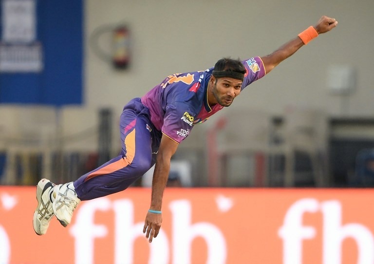 Ashok Dinda rushed to hospital after being hit on head during Bengal's practice session