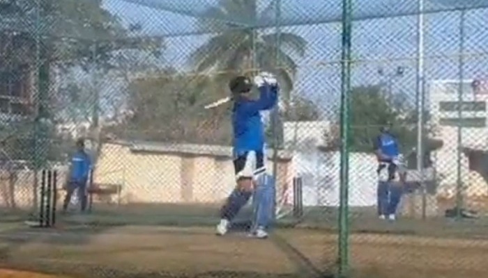 WATCH: MS Dhoni gearing up to exploit Australia in 1st T20I