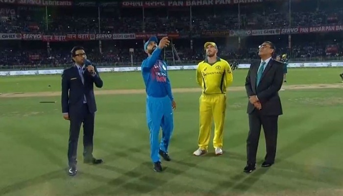 IND vs AUS 1st T20I: Australia opt to field; Markande, Handscomb make debut