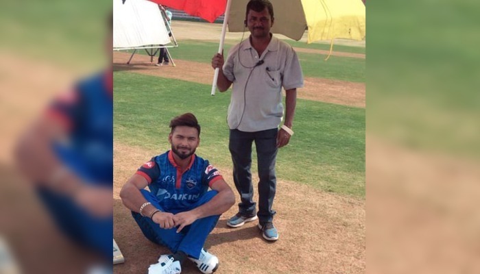 ipl 2019 rishabh pant unveils delhi capitals team jersey before official launch IPL 2019: Rishabh Pant unveils Delhi Capitals team jersey before official launch