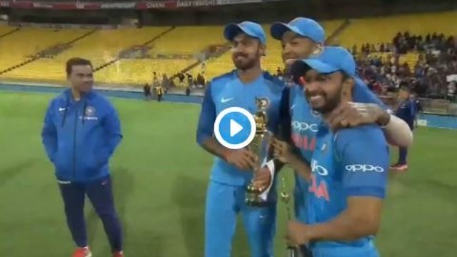 watch ms dhoni runs away from yuzvendra chahal WATCH:  MS Dhoni runs away from Yuzvendra Chahal