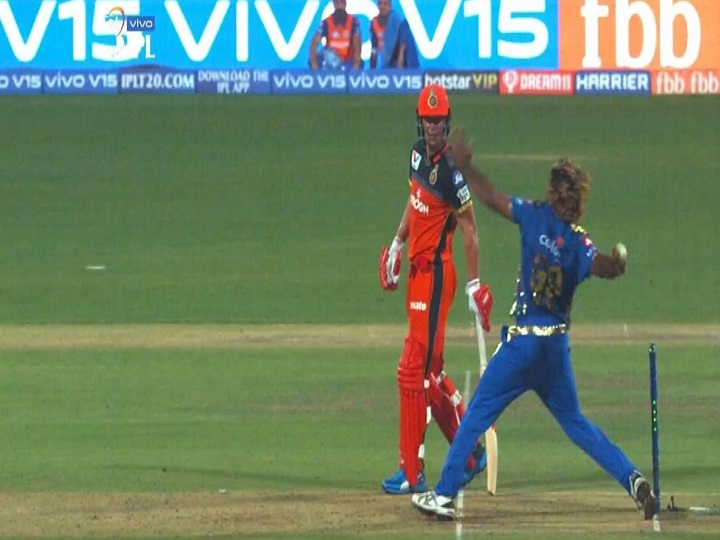 WATCH: Umpire misses no-ball as MI edge past RCB in close encounter