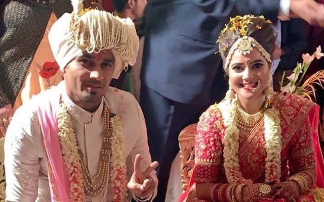 The other Indian cricketer to get married on the same day with Mukund was medium pacer Siddarth Kaul. Kaul pledged troth with Harsimran Kaur on Friday.