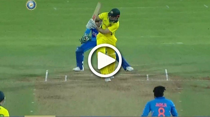 watch dhoni makes a difficult catch look easy WATCH: Dhoni makes a difficult catch look easy