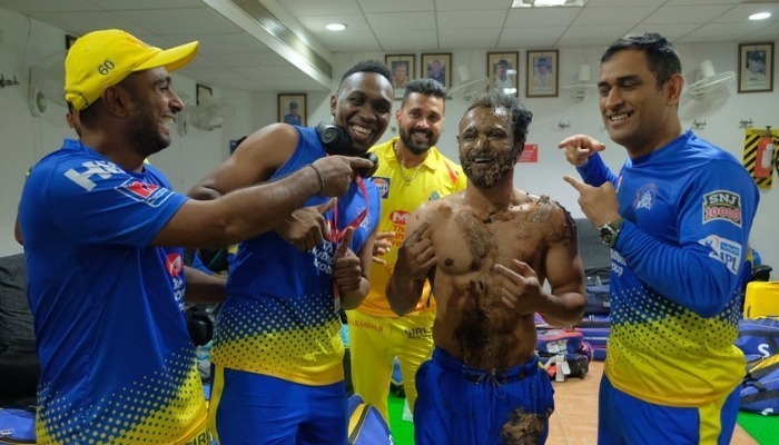 WATCH: Kedar Jadhav gets cake facial on his 35th b'day after beating DC