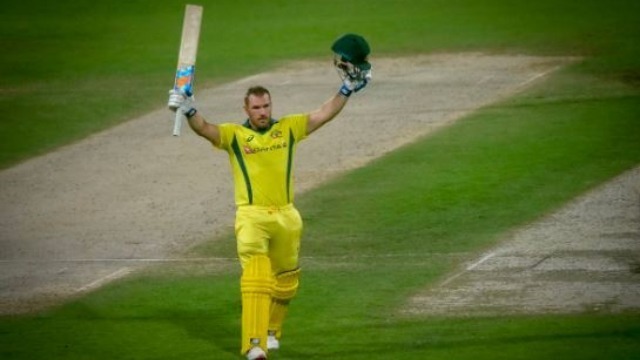 fantastic finch punishes pakistan in australias win Fantastic Finch punishes Pakistan in Australia's win