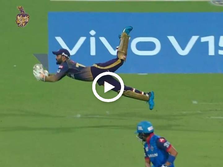 WATCH: Dinesh Karthik's FLYING CATCH stuns Shaw WATCH: Dinesh Karthik's FLYING CATCH stuns Shaw