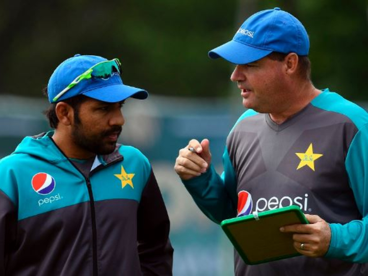 players families not allowed to travel with pakistan team during world cup Players' families not allowed to travel with Pakistan team during World Cup