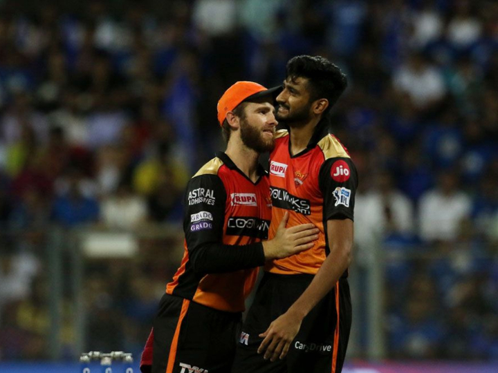 ipl 2019 sunrisers clinical bowling performance restrict mumbai indians to 162 5 IPL 2019: Sunrisers clinical bowling performance restrict Mumbai Indians to 162/5