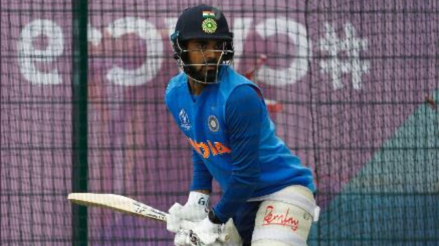 KL Rahul Faces Jhulan Goswami in NCA Nets as India Batter Gears up for West Indies T20Is, Watch video Indian Cricket Team: విండీస్‌ సిరీస్‌ ముందు జులన్‌ గోస్వామి బౌలింగ్‌లో రాహుల్‌ ప్రాక్టీస్‌! వీడియో వైరల్‌