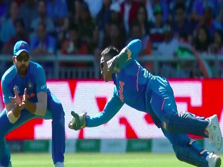 World Cup 2019: Dhoni takes a flying one-handed catch to leave everyone STUNNED | WATCH
