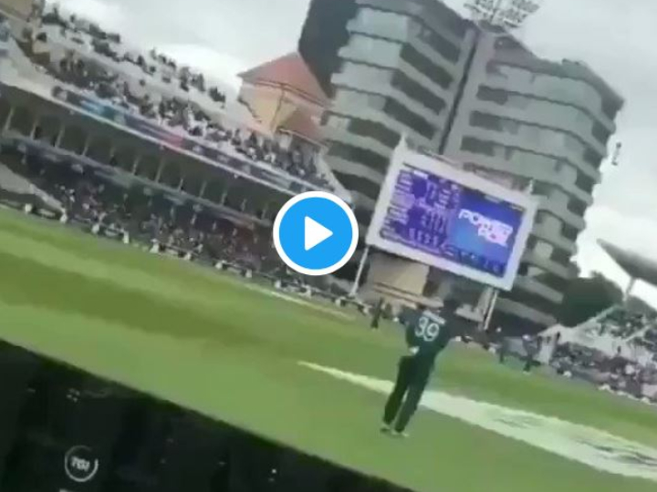 Fans ask Pakistan's Fakhar Zaman to bring 'Pakoda' during PAKvWI World Cup clash