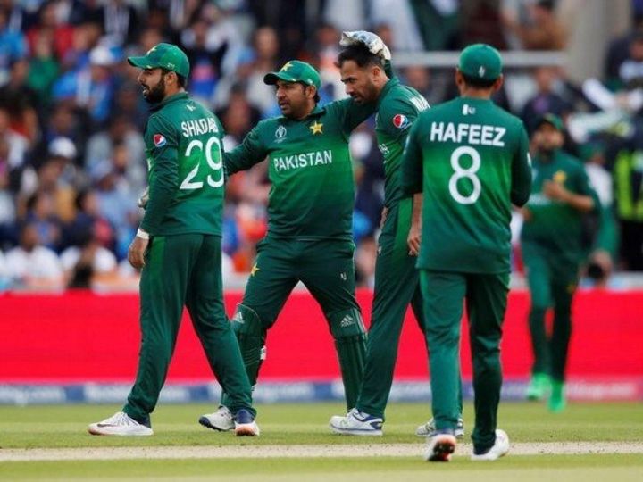 World Cup 2019: PCB denies rift between players and coach Mickey Arthur