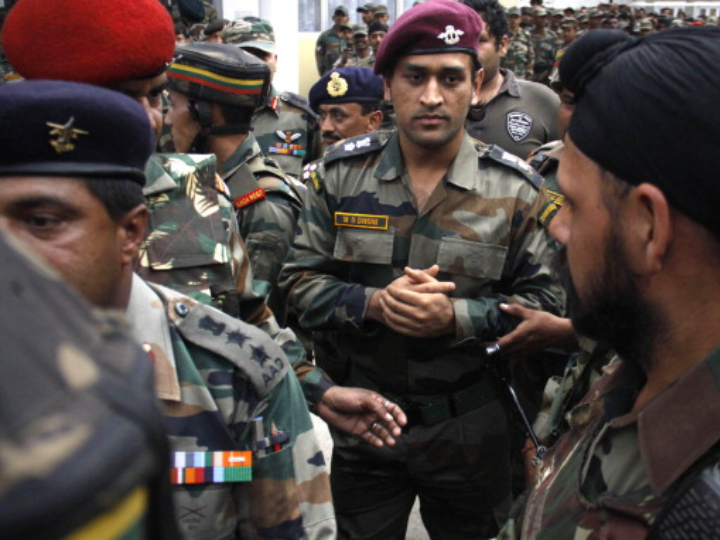 ms dhoni begins training with parachute regiment MS Dhoni Begins Training With Parachute Regiment