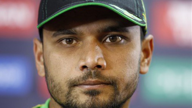 mashrafe mortaza cries after taskin ahmed ban 2461 गेंदबाजों को सस्पेंड किए जाने पर रो पड़े मुर्तजा