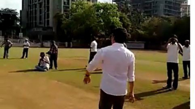 बच्चों के साथ सचिन ने सेलिब्रेट किया 43वां जन्मदिन