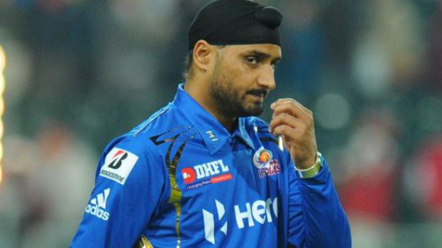 harbhajan want to play with pink ball 3226 गुलाबी गेंद से खेलना चाहते हैं हरभजन