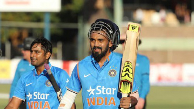 शानदार प्रदर्शन के बाद भी टीम इंडिया में जूनियर्स के लिए नो एंट्री! शानदार प्रदर्शन के बाद भी टीम इंडिया में जूनियर्स के लिए नो एंट्री!