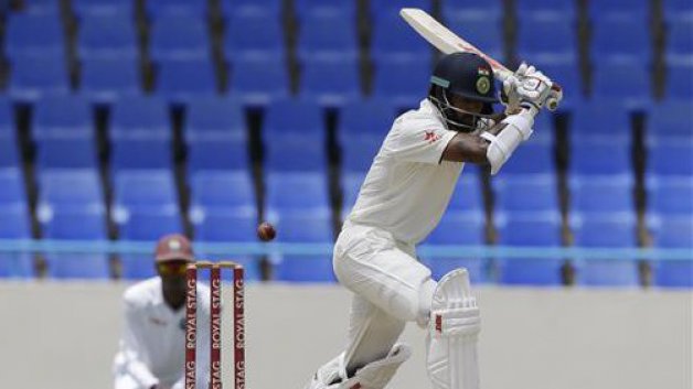 west indies vs india first test 4003 WIvsIND: धवन का अर्द्धशतक, कोहली के 3000 रन पूरे