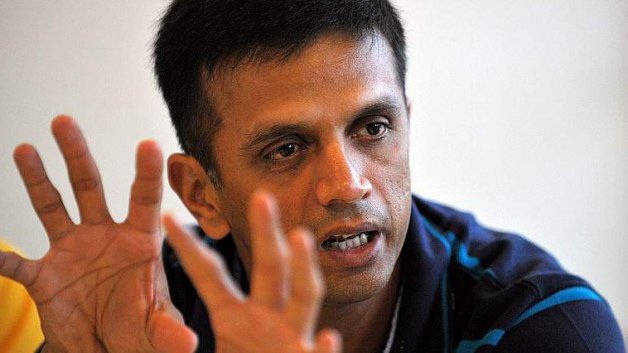 right decision if dhoni doesn t see himself in 2019 world cup dravid 7590 धोनी के कप्तानी छोड़ने पर आया राहुल द्रविड़ का बयान