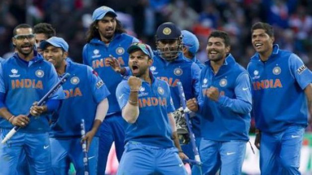 अफरीदी का खुलासा, टीम इंडिया के इस गेंदबाज़ के सामने मुश्किल में फंसते थे 'लाला' shahid afridi revealing name toughest bowler he ever faced 7823 अफरीदी का खुलासा, टीम इंडिया के इस गेंदबाज़ के सामने मुश्किल में फंसते थे 'लाला'