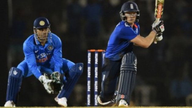 sam billings credits mentor rahul dravid for lessons on playing india spin 7670 बिलिंग्स ने द्रविड़ की तारीफ करते हुए धोनी को बताया दुनिया का हीरो