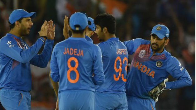 इंग्लैंड के खिलाफ टी-20 सीरीज में अश्विन-जडेजा आउट, अमित-परवेज इन इंग्लैंड के खिलाफ टी-20 सीरीज में अश्विन-जडेजा आउट, अमित-परवेज इन