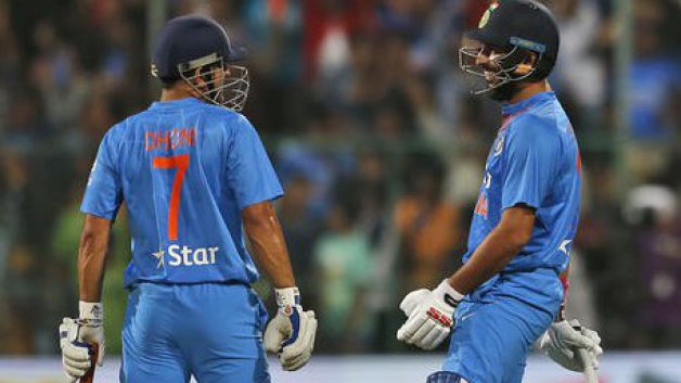 indveng india post 202 6 raina 63 dhoni 56 at the end of 20 overs 8082 INDvENG: धोनी, रैना, युवी के दम पर भारत ने बनाए 202 रन