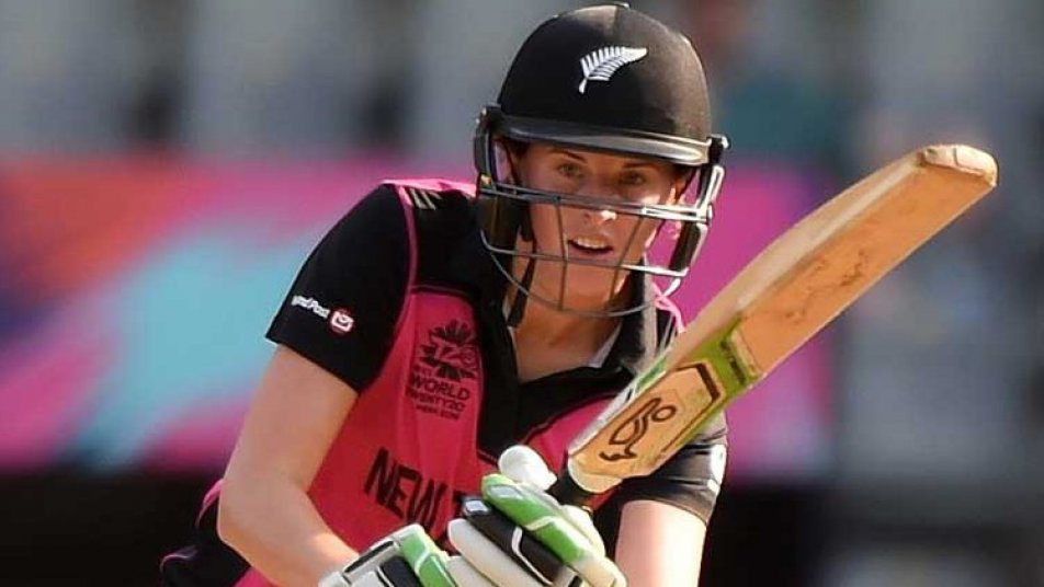 satterthwaite record ton helps new zealand take 1 0 lead 8537 लगातार 4 वनडे शतक लगाने वाली पहली महिला क्रिकेटर बनीं सैटरथ्वेट