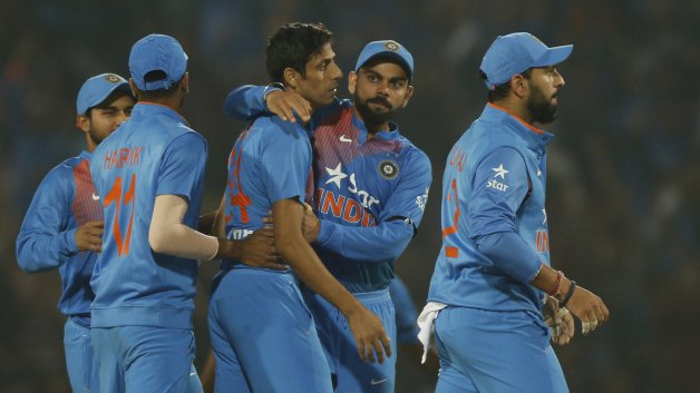 INDvsENG: भारत और इंग्लैंड के बीच आज बेंगलुरू में होगा निर्णायक मुकाबला INDvsENG: भारत और इंग्लैंड के बीच आज बेंगलुरू में होगा निर्णायक मुकाबला