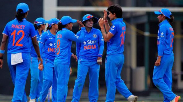 inidan womens team beat pakistan win by 7 wickets 8424 एकता बिष्ट ने किया कमाल, पाक पर बड़ी जीत से भारत फाइनल में