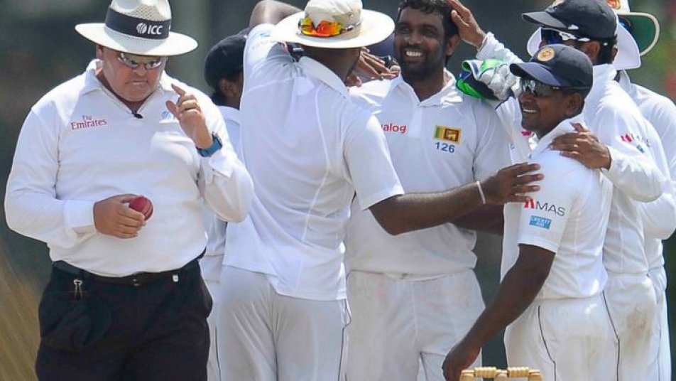 sri lanka vs bangladesh 1st test day 3 sl dismiss ban for 312 8742 SLvsBAN: परेरा और रंगना हेराथ की स्पिन जोड़ी ने श्रीलंका को पहली पारी में दिलाई बड़ी बढ़त