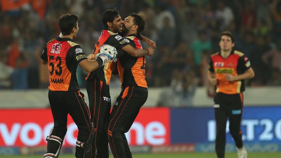 अविश्वसनीय मैच, जीत का श्रेय भुवी को जाता है: डेविड वार्नर