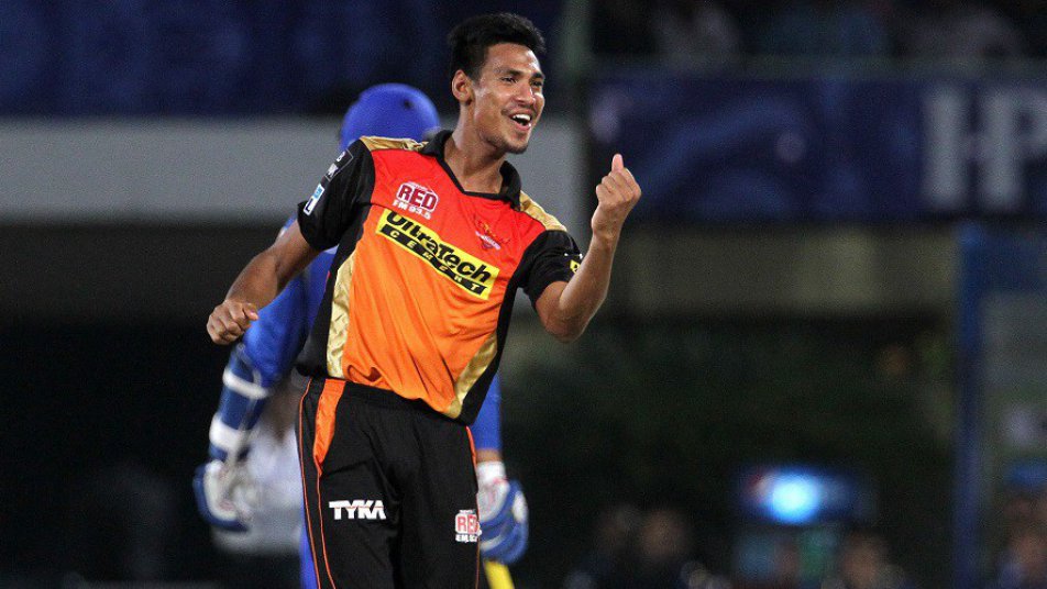 ipl 2017 sunrisers likely to play mustafizur against mumbai indians 9315 आज मैदान पर वापसी करेगा IPL का सबसे 'कंजूस' गेंदबाज़!