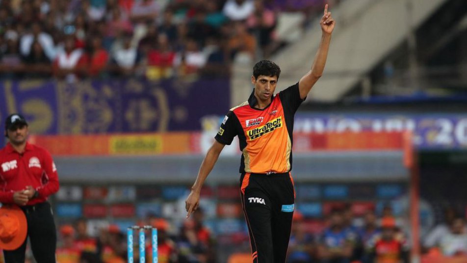 अंतरराष्ट्रीय स्तर पर बने रहने के लिए कड़ी मेहनत करनी पड़ती है: आशीष नेहरा